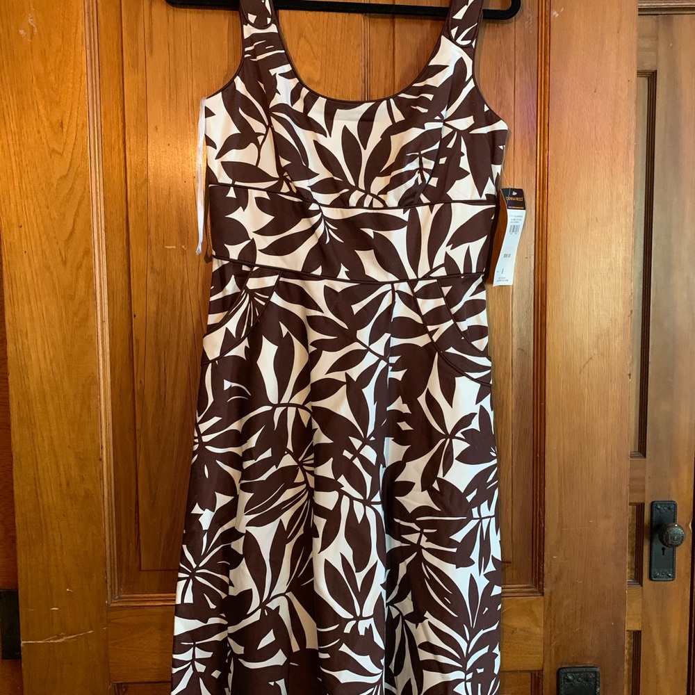 donna rico brown and white floral dress